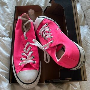 Converse low top